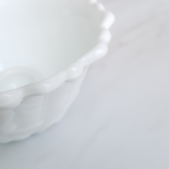 Vintage White Milk Glass Cup Candle Holders Set of 2 Leaf Design - Picture 7 of 10